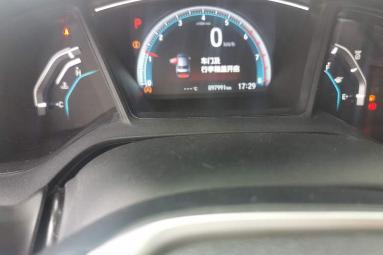Used Honda Civic 2019 180TURBO CVT Shangqing Edition China V Odometer Close Up