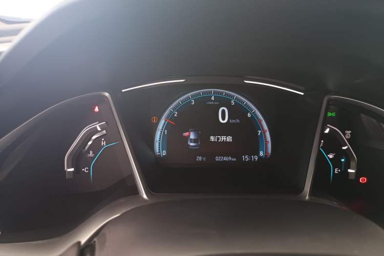 Used Honda Civic 2019 220TURBO Manual Jinkong Edition China VI Odometer Close Up