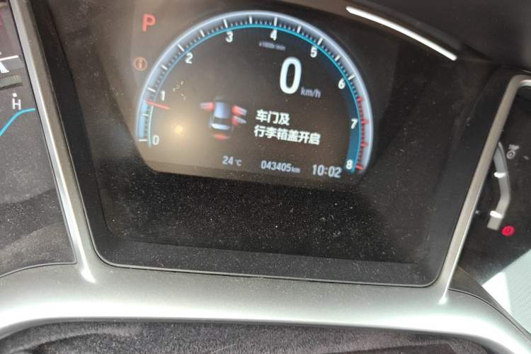 Used Honda Civic 2019 220TURBO CVT Dynamic Edition China VI Odometer Close Up