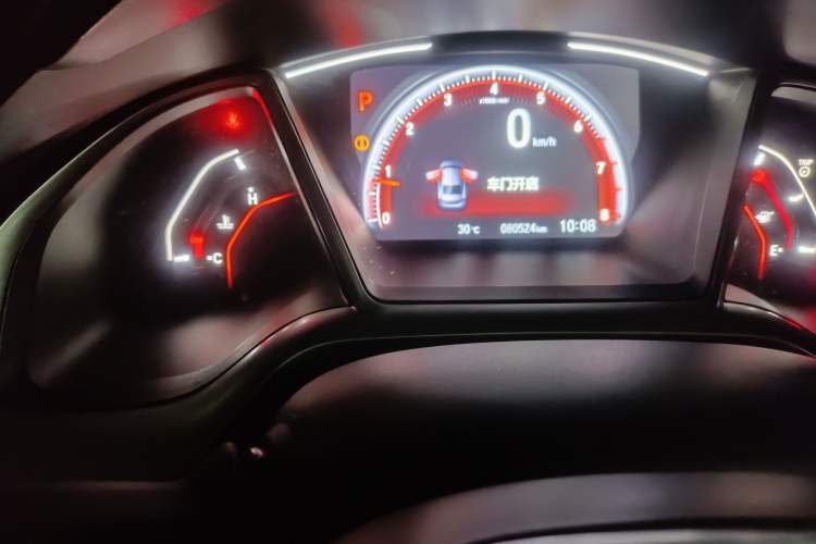 Used Honda Civic 2019 220TURBO CVT Dynamic Edition China V Emission Standard Odometer Close Up