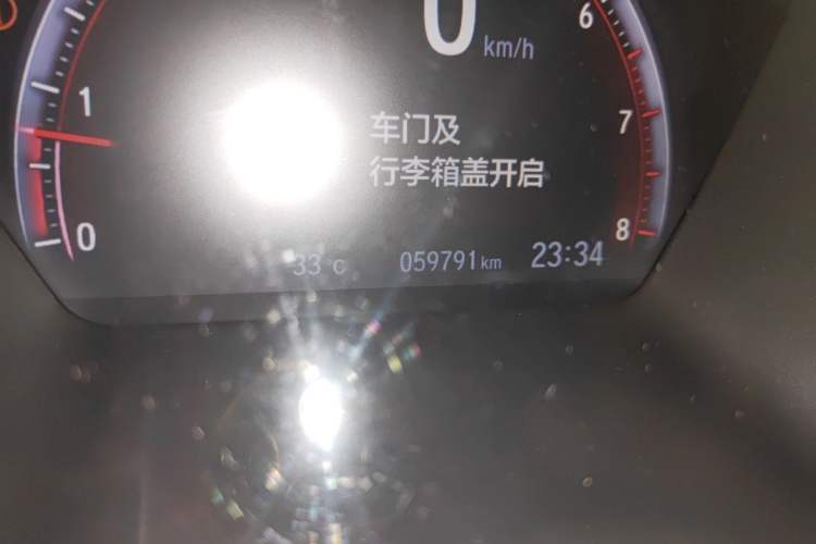Used Honda Civic 2019 220TURBO CVT Dynamic Edition China VI Emission Standard Odometer Close Up