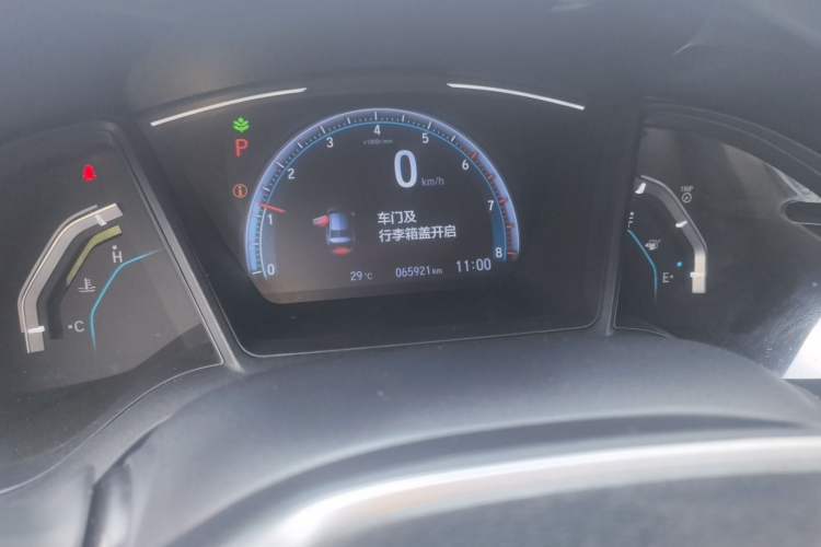 Used Honda Civic 2019 180TURBO CVT Shangqing Edition China VI Odometer Close Up