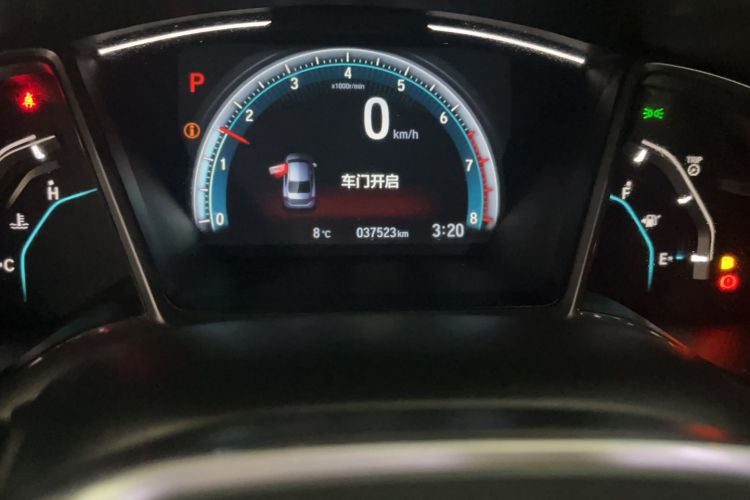 Used Honda Civic 2019 220TURBO CVT Dynamic Edition China VI Odometer Close Up