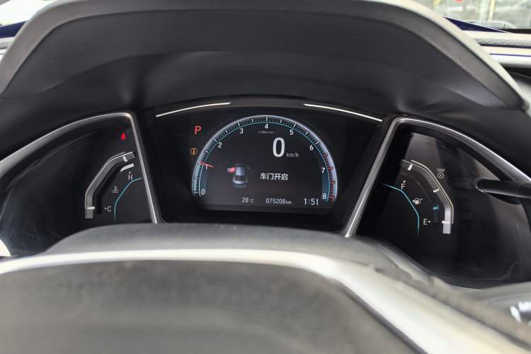 Used Honda Civic 2019 220TURBO CVT Dynamic Edition China V Odometer Close Up