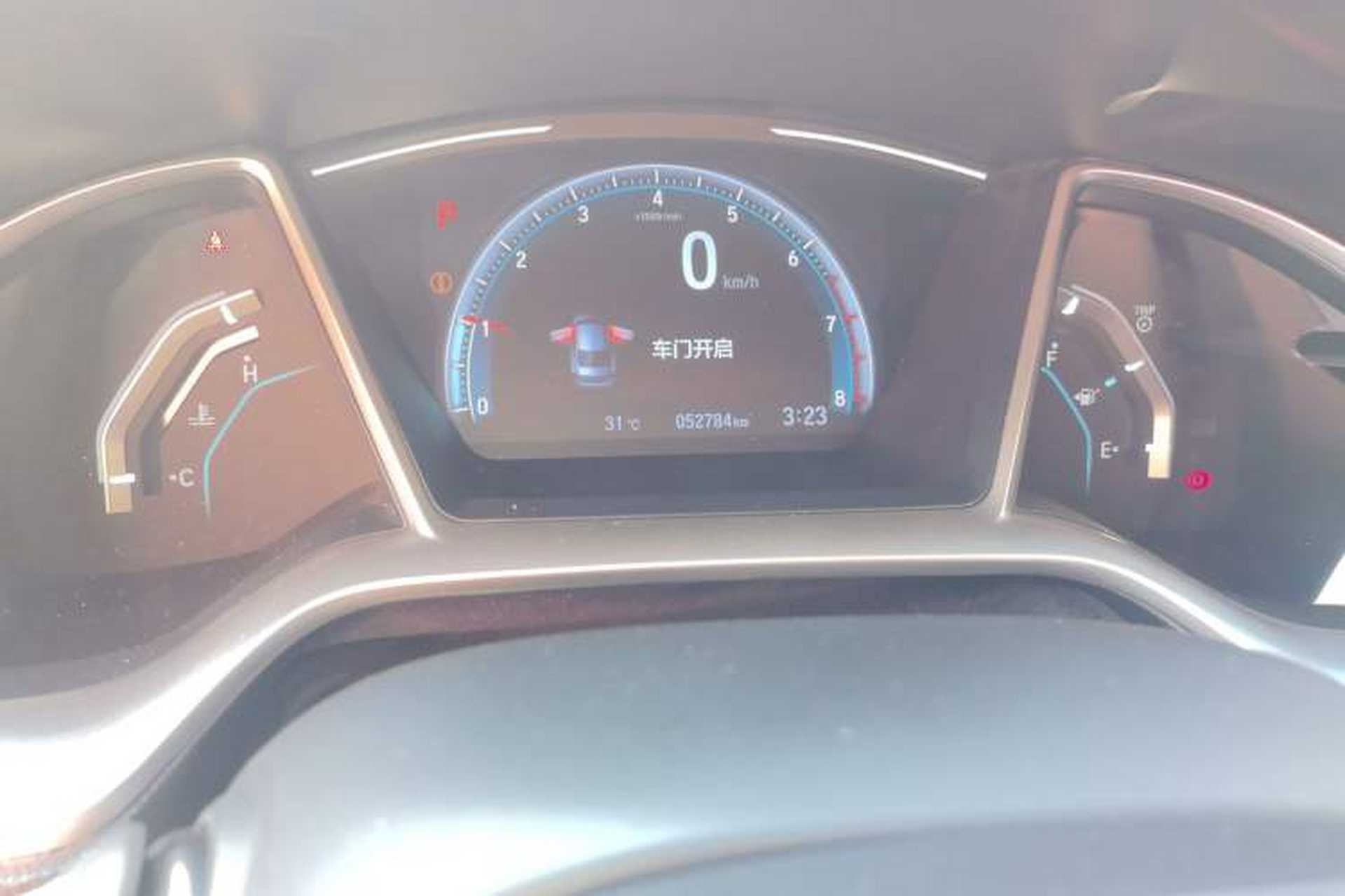 Used Honda Civic 2019 220TURBO CVT Dynamic Edition China VI Odometer Close Up