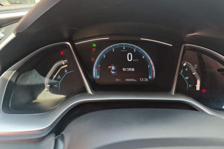 Used Honda Civic 2019 220TURBO CVT Dynamic Edition China VI Odometer Close Up