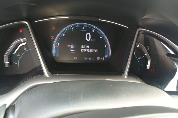 Used Honda Civic 2019 220TURBO CVT Dynamic Edition China VI Odometer Close Up