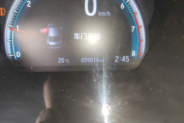 Used Honda Civic 2019 220TURBO CVT Dynamic Edition China V Odometer Close Up