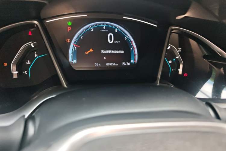 Used Honda Civic 2019 220TURBO CVT Dynamic Edition China VI Odometer Close Up