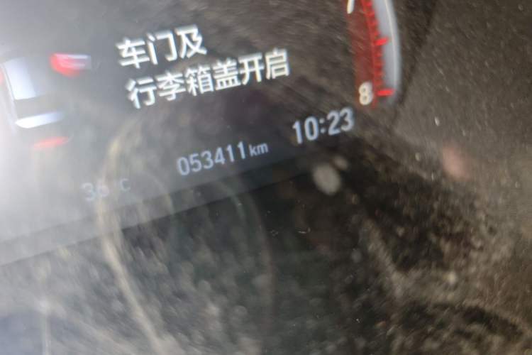 Used Honda Civic 2019 220TURBO CVT Dynamic Edition China VI Emission Standard Odometer Close Up