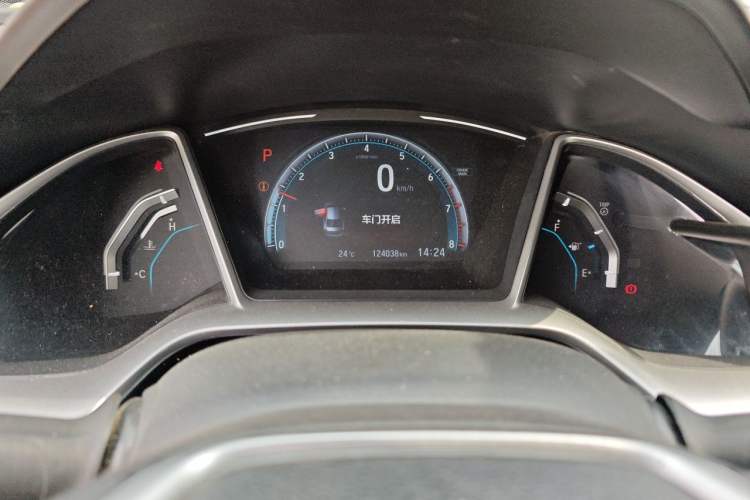 Used Honda Civic 2019 220TURBO CVT Dynamic Edition China VI Odometer Close Up