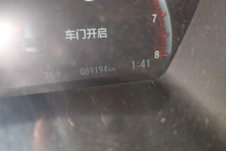Used Honda Civic 2019 220TURBO CVT Dynamic Edition China VI Emission Standard Odometer Close Up