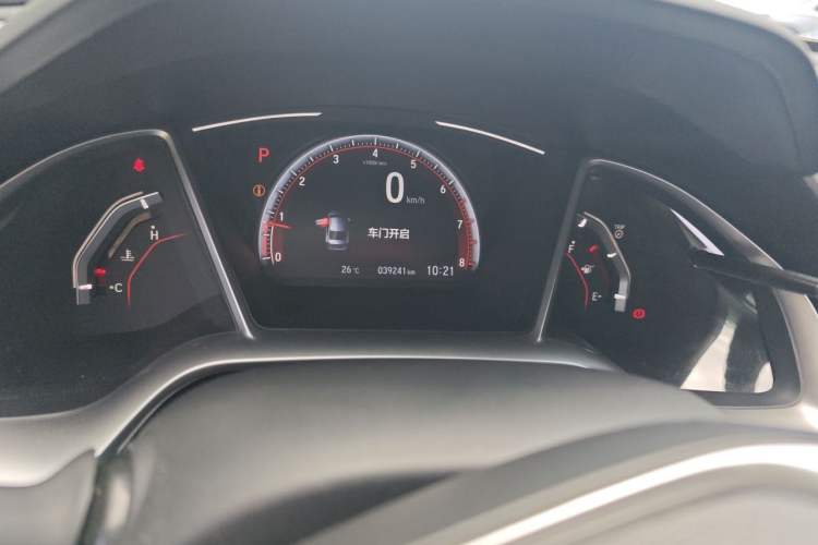 Used Honda Civic 2019 220TURBO CVT Dynamic Edition China V Emission Standard Odometer Close Up