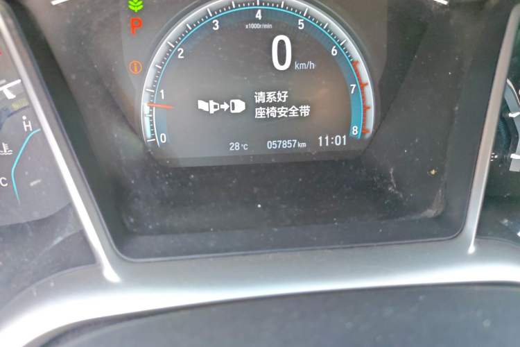 Used Honda Civic 2019 220TURBO CVT Dynamic Edition China VI Odometer Close Up