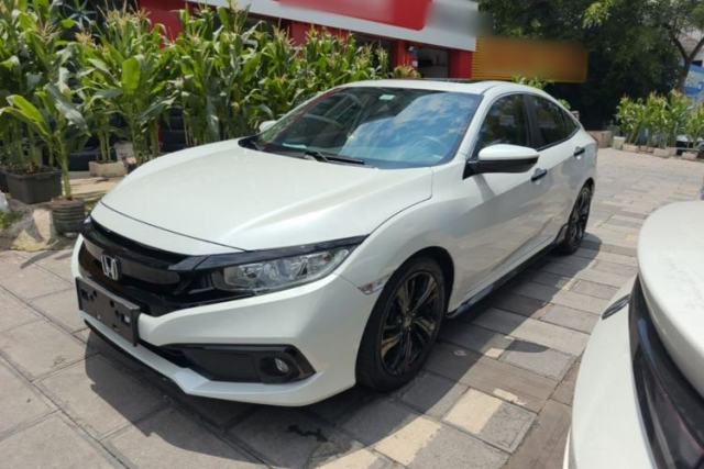 Ojetý Honda Civic 2019 220TURBO CVT Dynamic Edition China VI Emission Standard