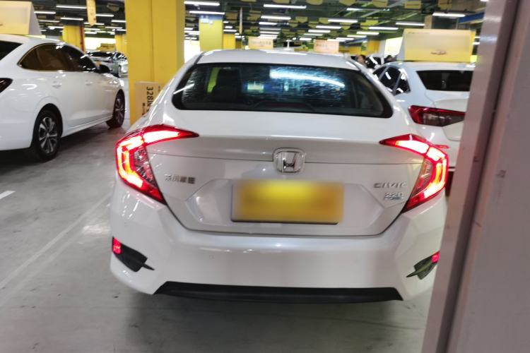 Used Honda Civic 2019 220TURBO CVT Dynamic Edition China VI Rear