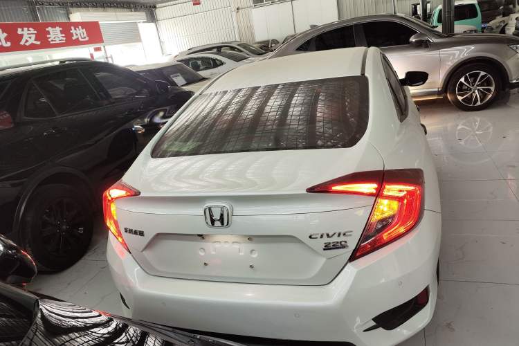 Used Honda Civic 2019 220TURBO CVT Dynamic Edition China VI Rear