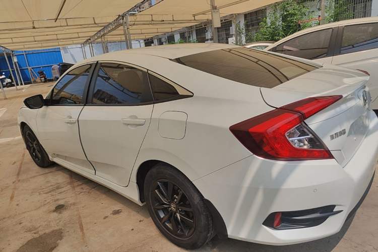 Used Honda Civic 2019 220TURBO CVT Dynamic Edition China VI Rear Left 45 Deg