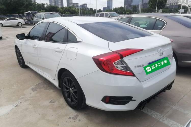 Used Honda Civic 2019 220TURBO CVT Dynamic Edition China VI Rear Left 45 Deg