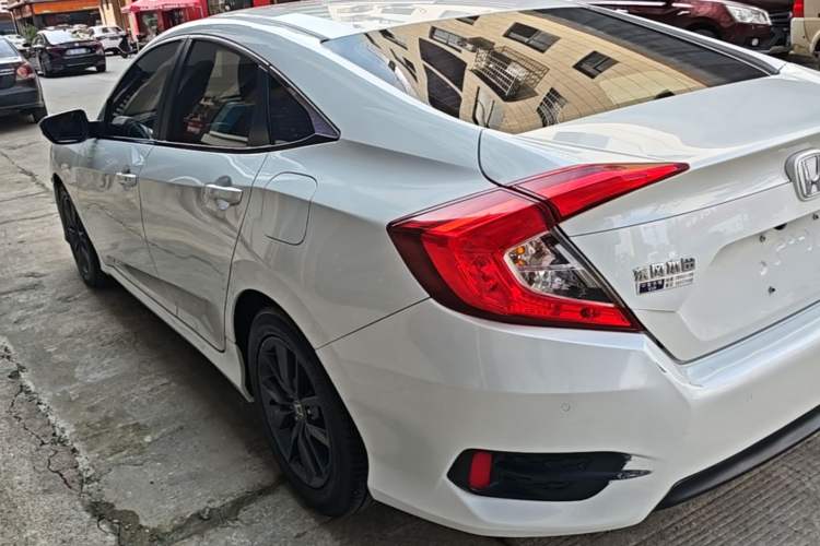 Used Honda Civic 2019 220TURBO CVT Dynamic Edition China VI Rear Left 45 Deg