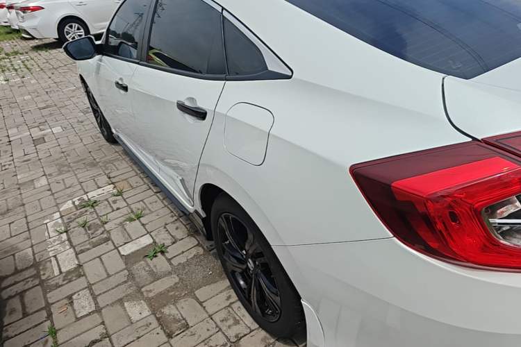 Used Honda Civic 2019 220TURBO CVT Dynamic Edition China VI Emission Standard Rear Left 45 Deg
