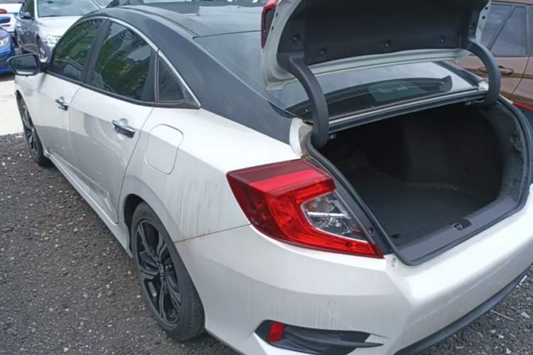 Used Honda Civic 2019 220TURBO CVT Power Edition China VI Emission Standard Rear Left 45 Deg