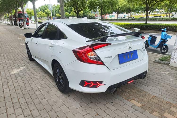 Used Honda Civic 2019 220TURBO CVT Dynamic Edition China VI Rear Left 45 Deg