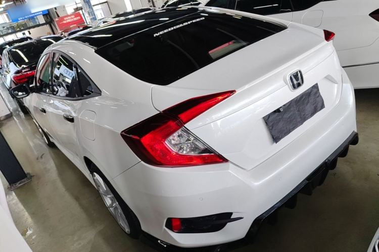 Used Honda Civic 2019 220TURBO CVT Dynamic Edition China VI Rear Left 45 Deg