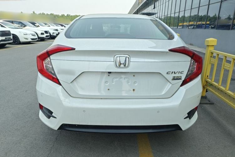Used Honda Civic 2019 220TURBO CVT Dynamic Edition China VI Rear