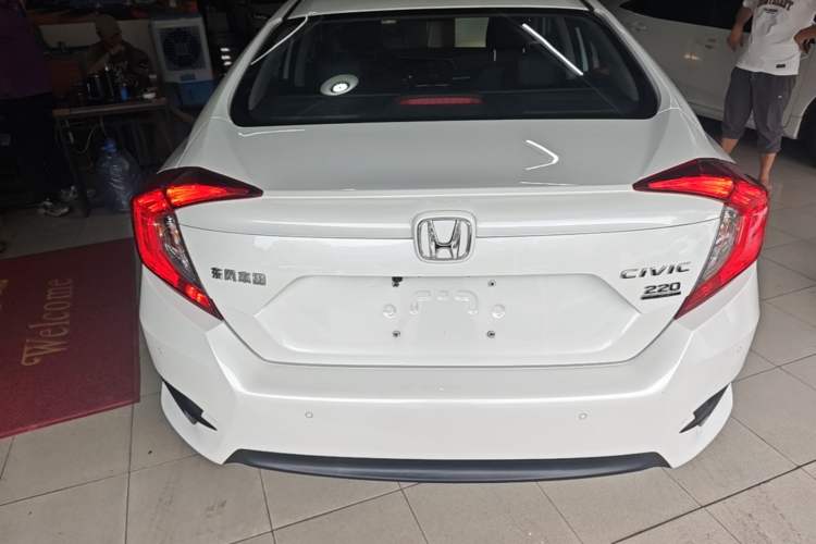 Used Honda Civic 2019 220TURBO CVT Dynamic Edition China VI Rear