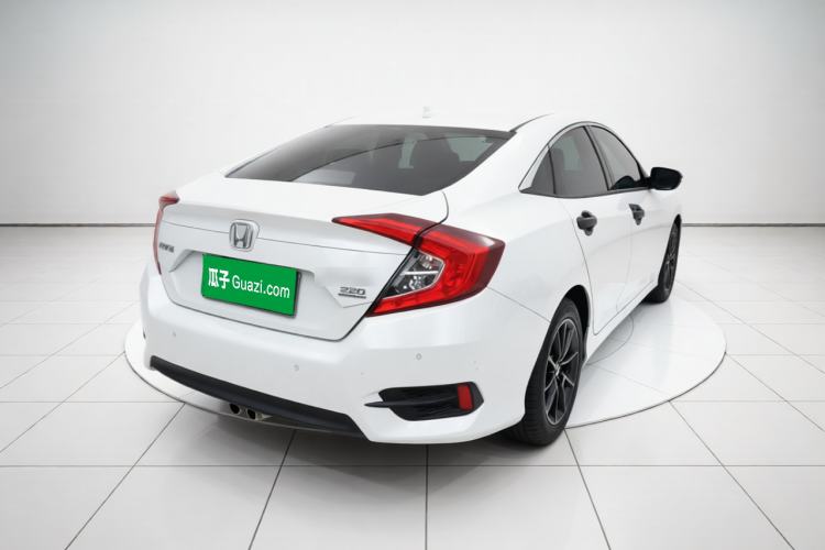 Used Honda Civic 2019 220TURBO CVT Dynamic Edition China VI Rear Right 45 Deg