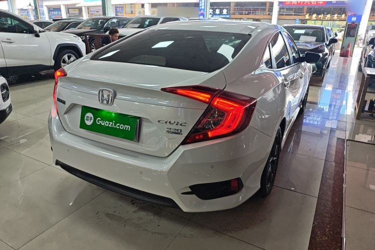 Used Honda Civic 2019 220TURBO CVT Dynamic Edition China VI Rear Right 45 Deg