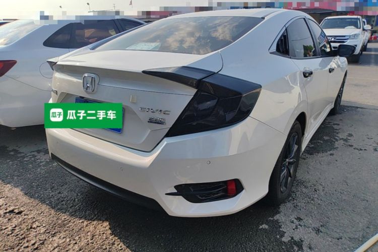 Used Honda Civic 2019 220TURBO CVT Dynamic Edition China VI Rear Right 45 Deg