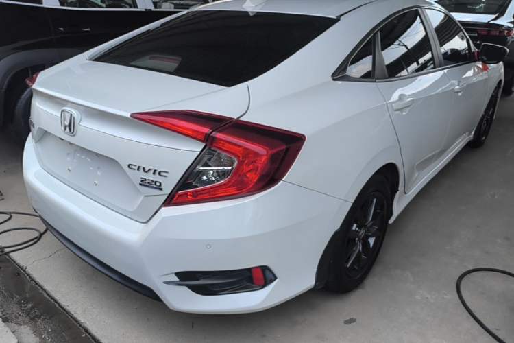 Used Honda Civic 2019 220TURBO CVT Dynamic Edition China VI Rear Right 45 Deg