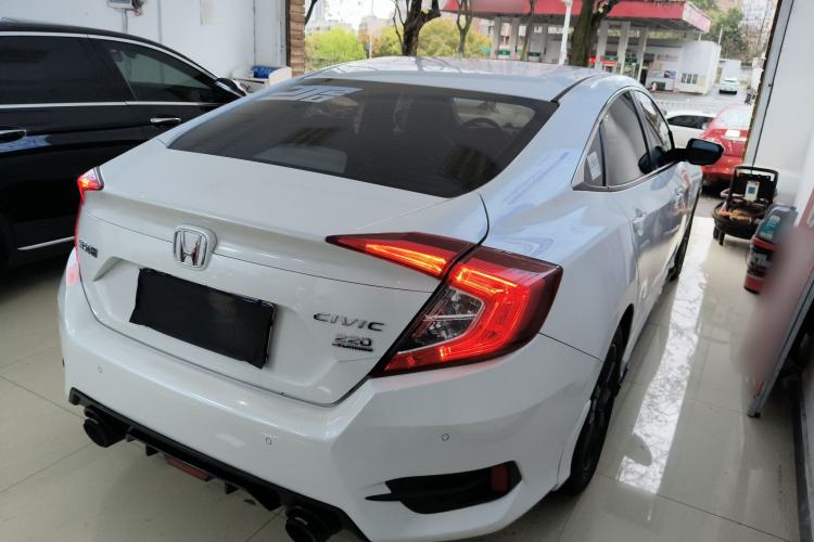 Used Honda Civic 2019 220TURBO CVT Dynamic Edition China VI Rear Right 45 Deg