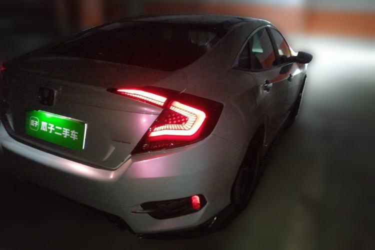 Used Honda Civic 2019 220TURBO CVT Dynamic Edition China V Rear Right 45 Deg