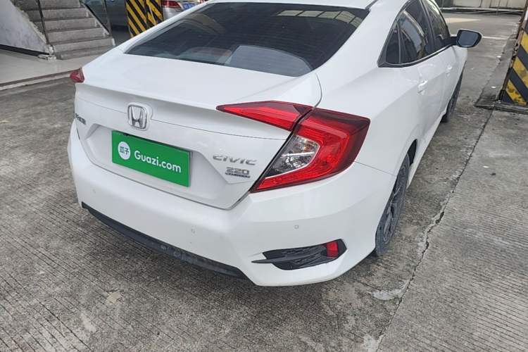 Used Honda Civic 2019 220TURBO CVT Dynamic Edition China VI Rear Right 45 Deg