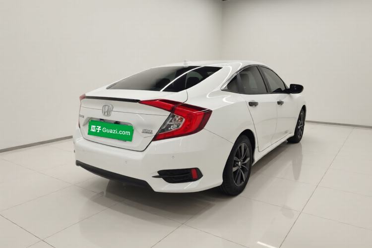 Used Honda Civic 2019 220TURBO CVT Dynamic Edition China VI Rear Right 45 Deg