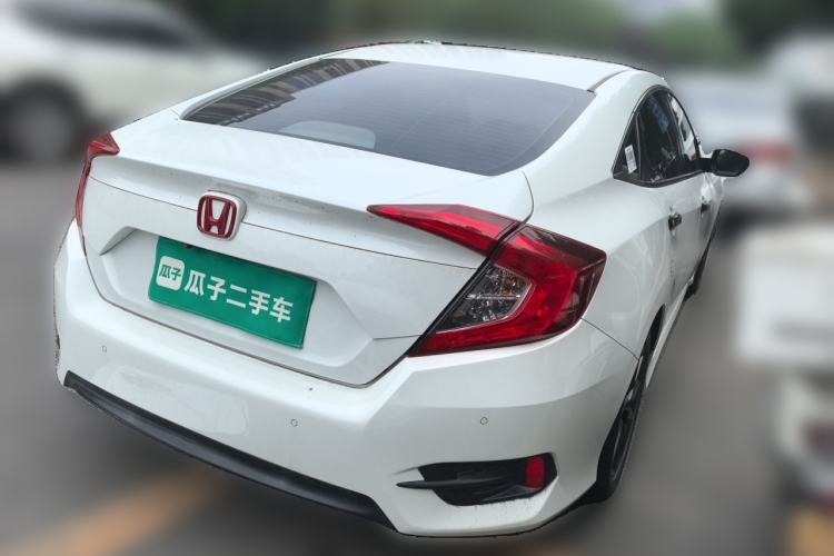 Used Honda Civic 2019 220TURBO CVT Dynamic Edition China VI Rear Right 45 Deg