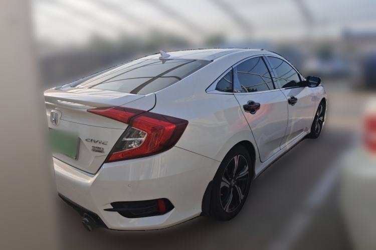 Used Honda Civic 2019 220TURBO CVT Dynamic Edition China VI Rear Right 45 Deg