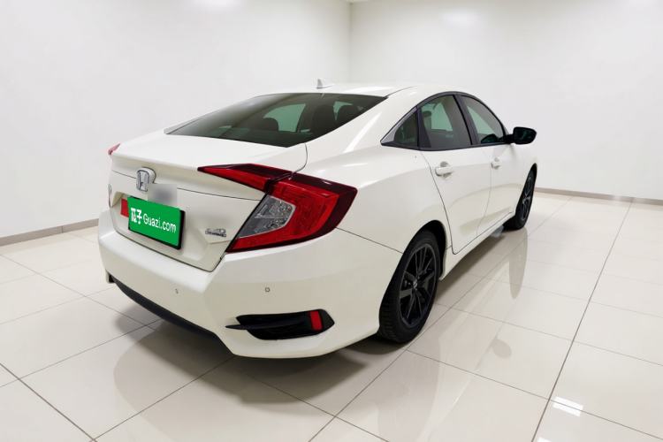 Used Honda Civic 2019 220TURBO CVT Dynamic Edition China VI Rear Right 45 Deg