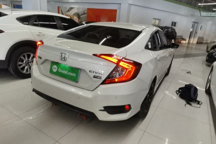 Used Honda Civic 2019 220TURBO CVT Dynamic Edition China VI Rear Right 45 Deg