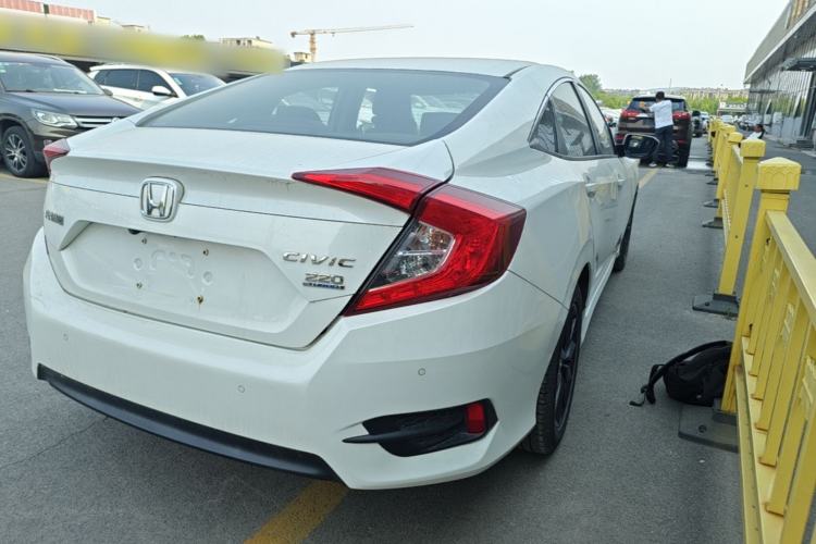 Used Honda Civic 2019 220TURBO CVT Dynamic Edition China VI Rear Right 45 Deg