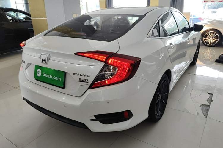 Used Honda Civic 2019 220TURBO CVT Dynamic Edition China VI Rear Right 45 Deg