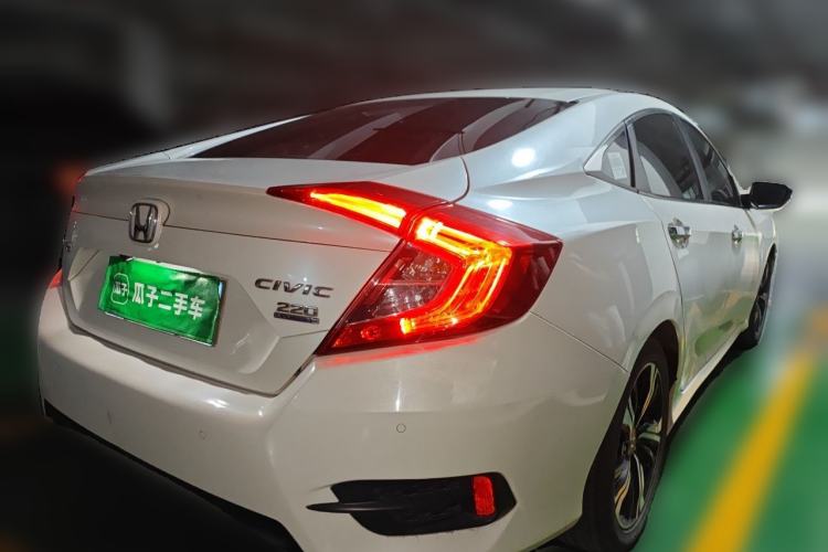 Used Honda Civic 2019 220TURBO CVT Power Edition China V Rear Right 45 Deg