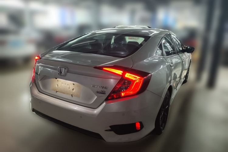 Used Honda Civic 2019 220TURBO CVT Dynamic Edition China VI Rear Right 45 Deg