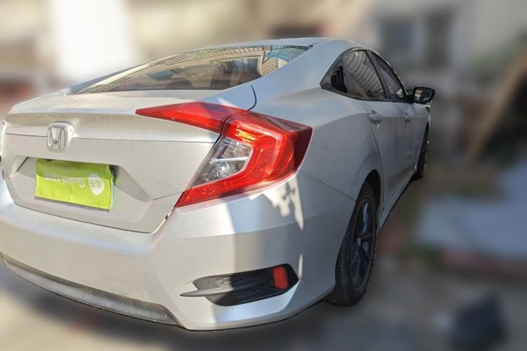 Used Honda Civic 2019 220TURBO CVT Dynamic Edition China VI Rear Right 45 Deg