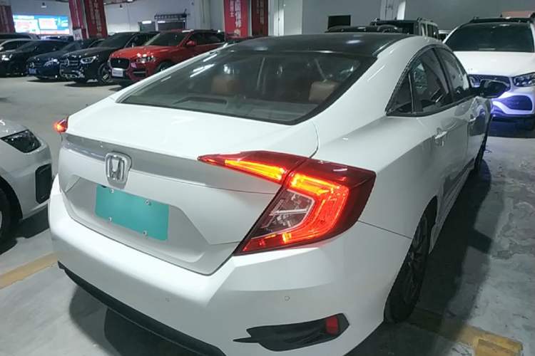 Used Honda Civic 2019 220TURBO Manual Jinkong Edition China VI Rear Right 45 Deg