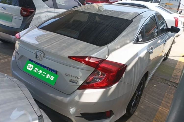 Used Honda Civic 2019 220TURBO CVT Dynamic Edition China VI Rear Right 45 Deg