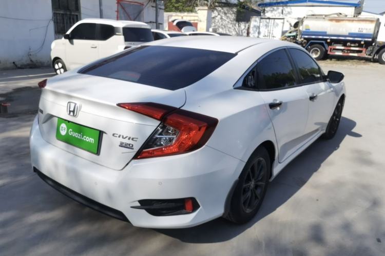 Used Honda Civic 2019 220TURBO CVT Dynamic Edition China VI Rear Right 45 Deg